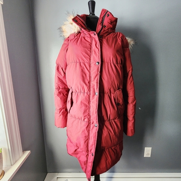 Sam Edelman Burgundy Puffer Jacket with Fur Hood - Picture 2 of 10